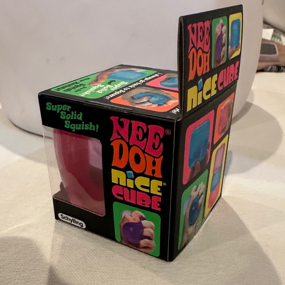 🐣 NeeDoh Nice Cube Super Solid Squish - Pink - same day 🚀 - Picture 10 of 13